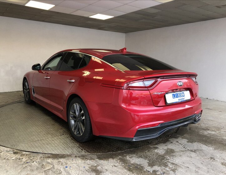 KIA Stinger 5