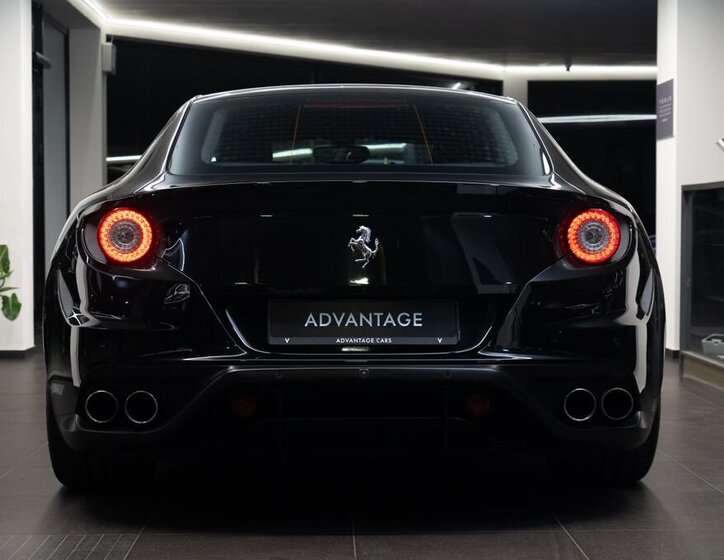 Ferrari FF Kupé 6,3 l 486 kw