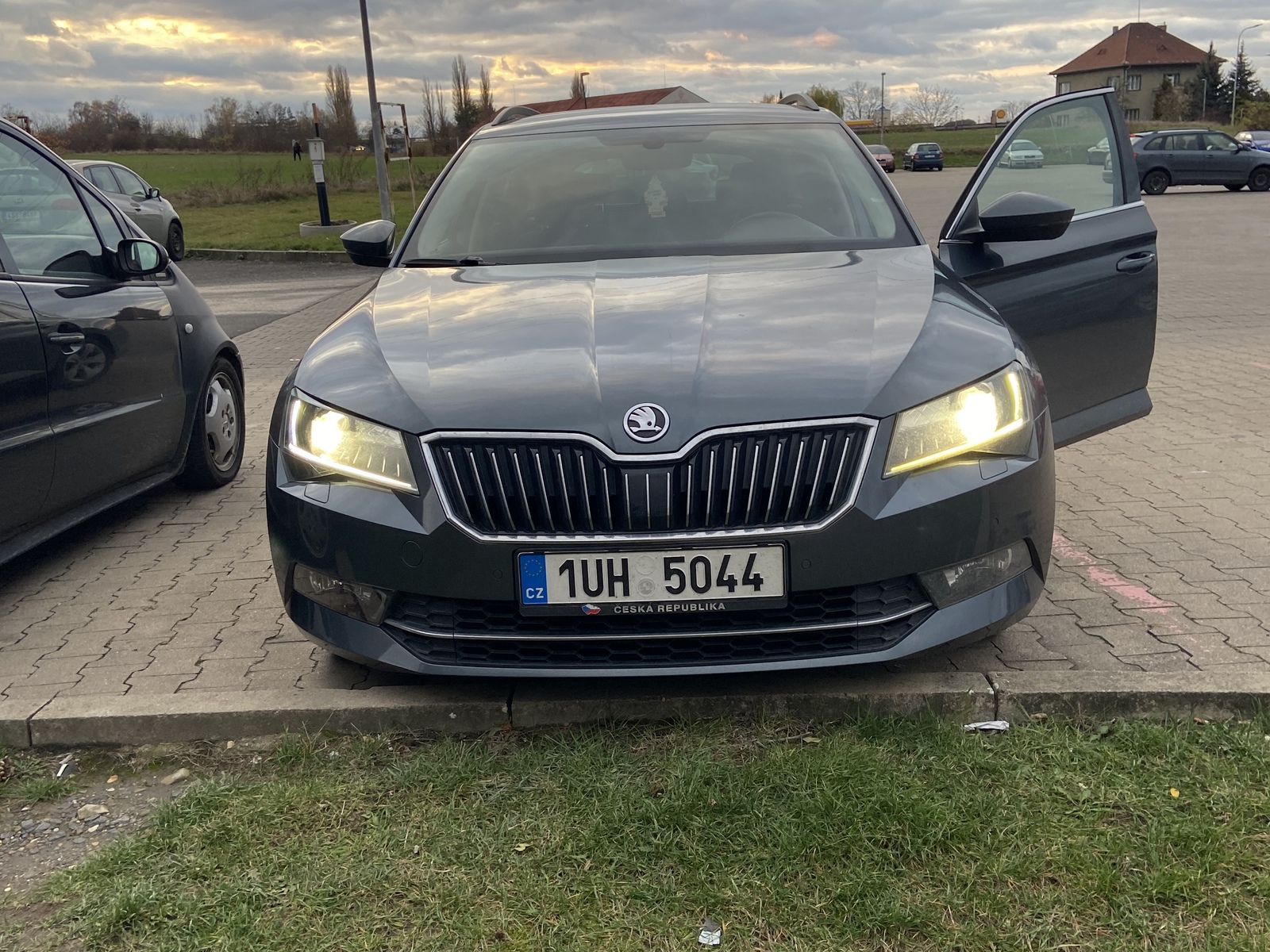 Škoda Superb 1
