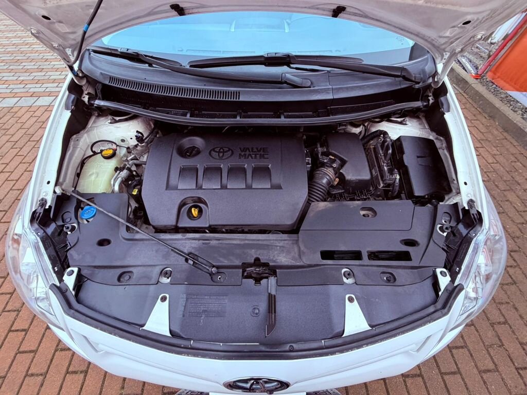 Toyota Auris Hatchback 1,6 l 97 kw