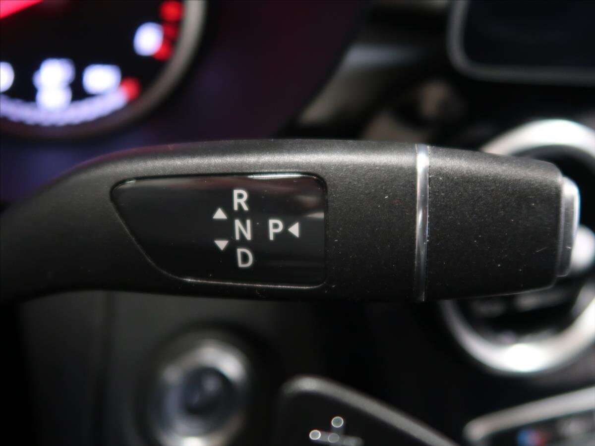 Mercedes-Benz Třídy C Kombi 1,6 l 118 kw