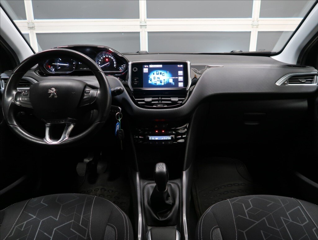 Peugeot 2008 SUV / Terénní 1,2 l 81 kw