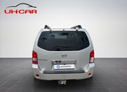 Nissan Pathfinder 5