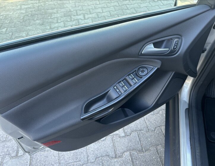 Ford Focus Kombi 1,5 l 110 kw