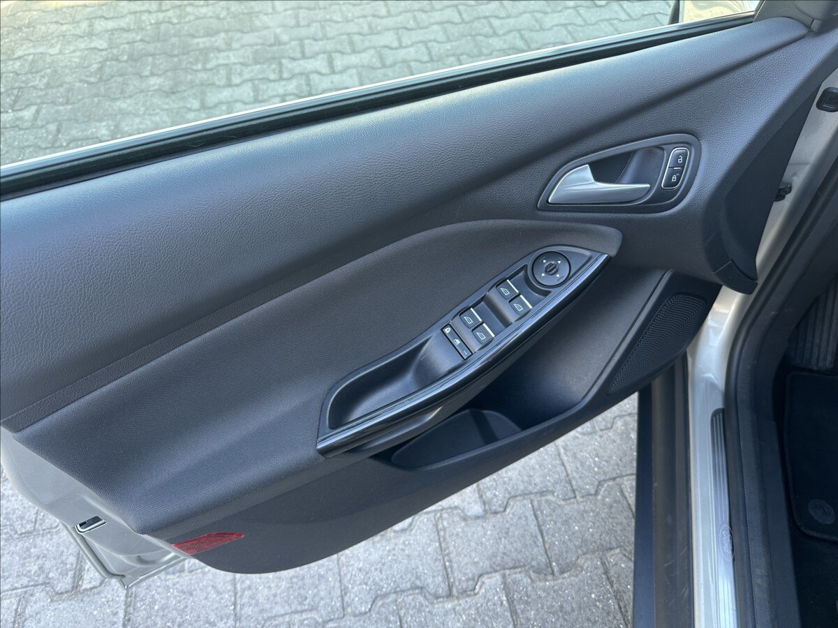 Ford Focus Kombi 1,5 l 110 kw