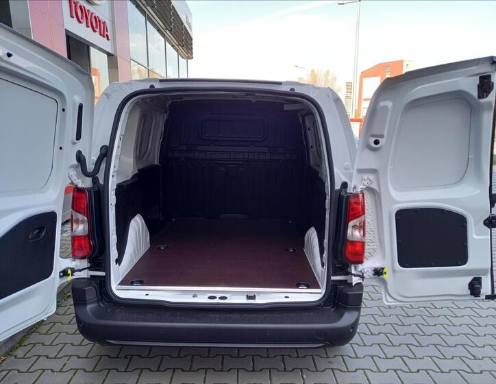 Toyota ProAce City 9