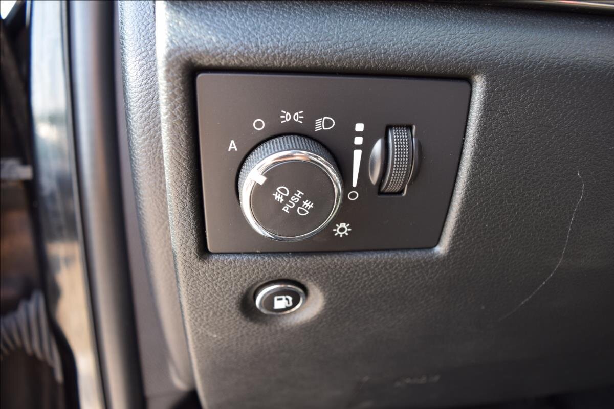 Jeep Grand Cherokee SUV 3,0 l 140 kw