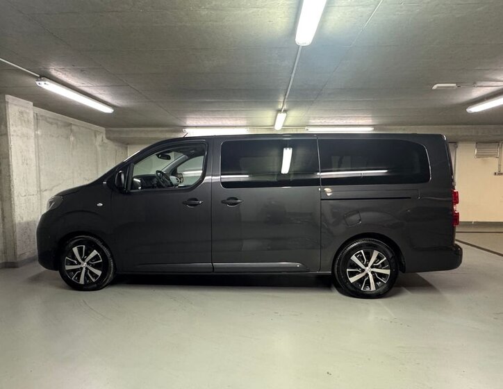 Toyota ProAce Verso 8