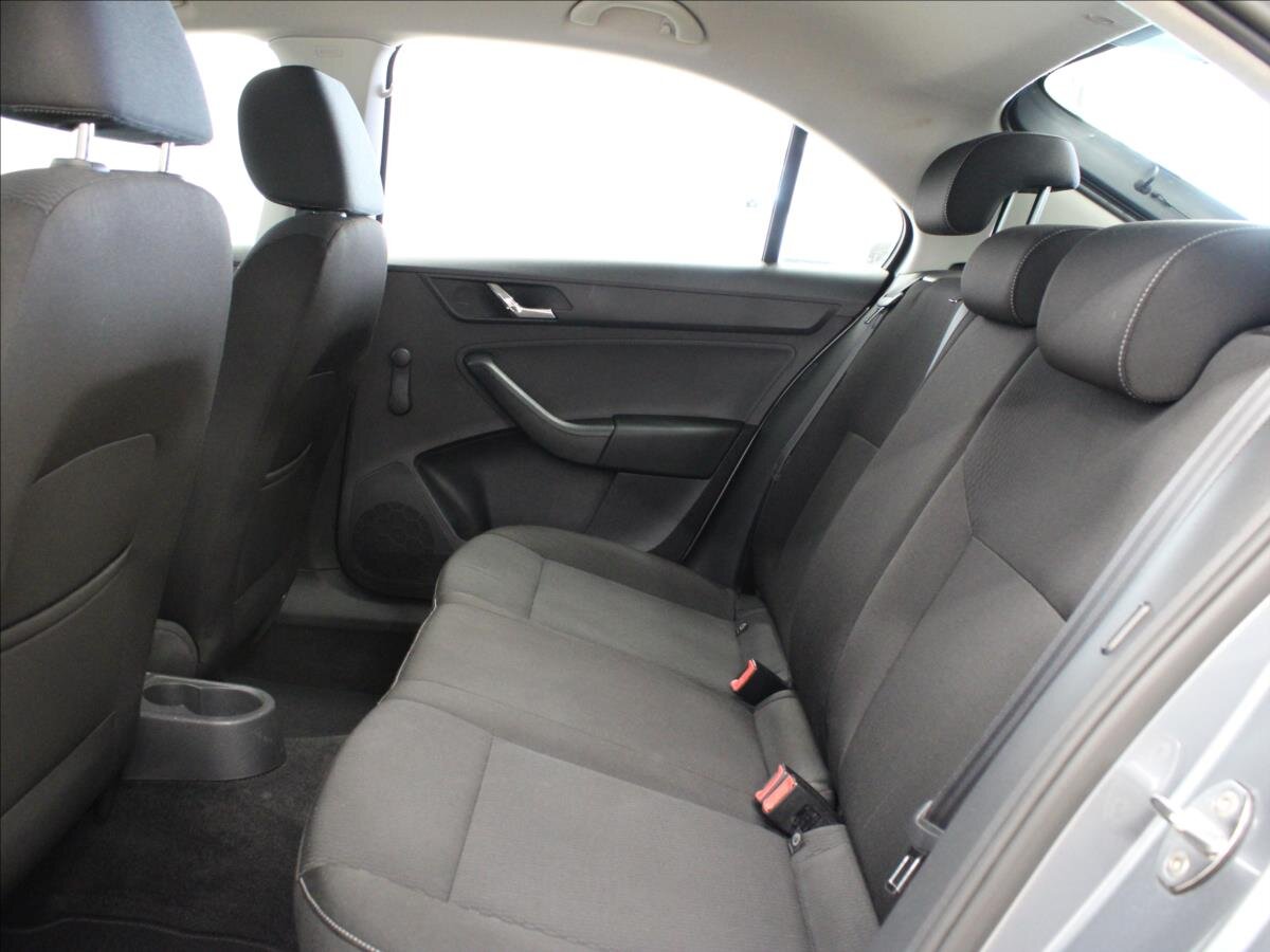 Škoda Rapid Sedan 1,2 l 77 kw