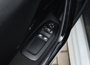 Peugeot 208 Hatchback 1,2 l 60 kw