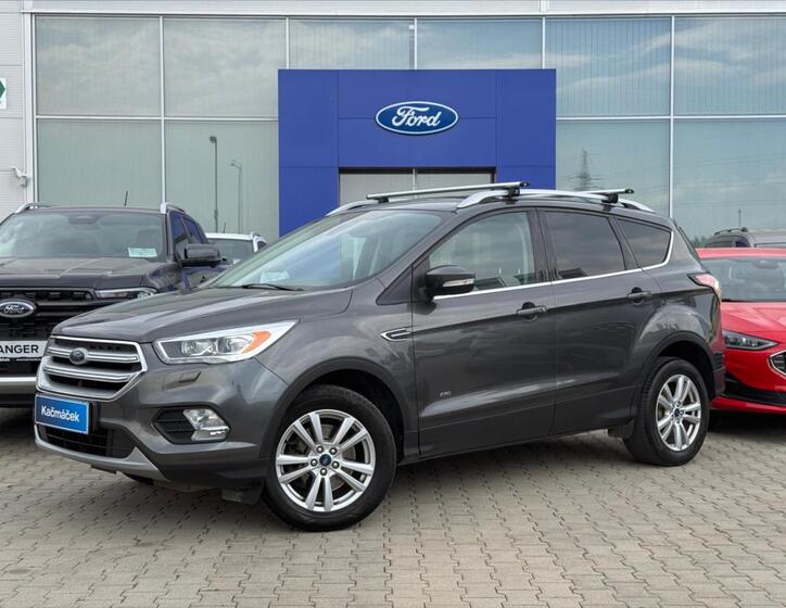Ford Kuga 1