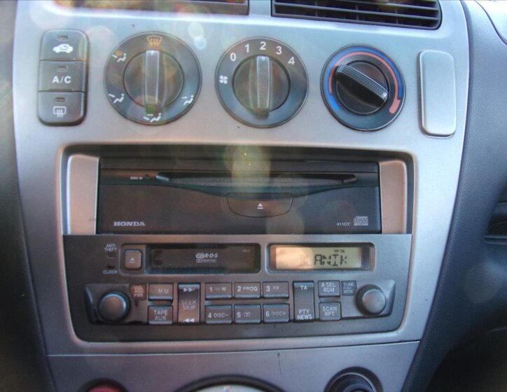 Honda Civic Hatchback 1,7 l 74 kw