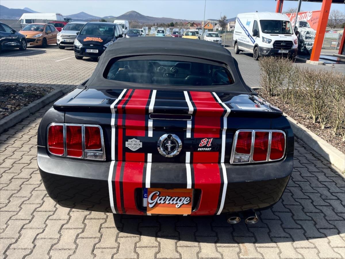 Ford Mustang Kabriolet 4,0 l 157 kw
