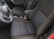 Toyota Auris Kombi 1,6 l 97 kw