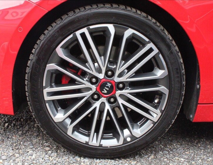 KIA ProCeed Kombi 1,6 l 150 kw