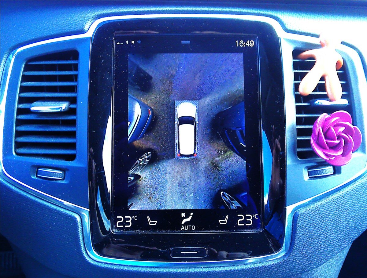 Volvo XC90 SUV / Terénní 2,0 l 173 kw