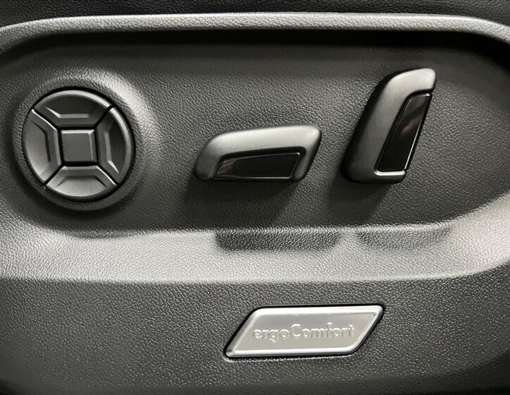 Volkswagen Touareg 28