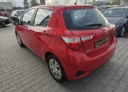 Toyota Yaris 8
