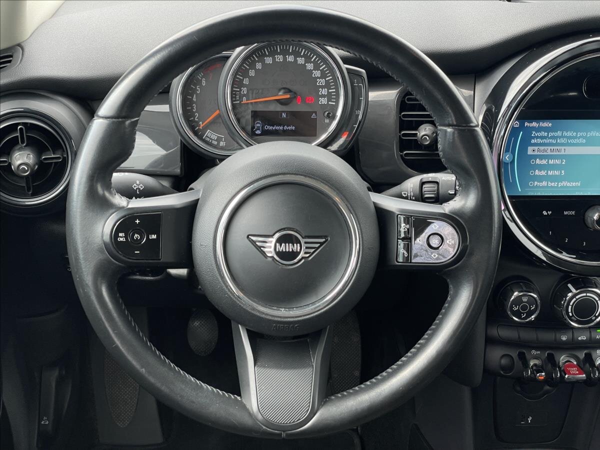 Mini Cooper Hatchback 1,5 l 100 kw