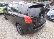 Toyota Corolla Verso 4