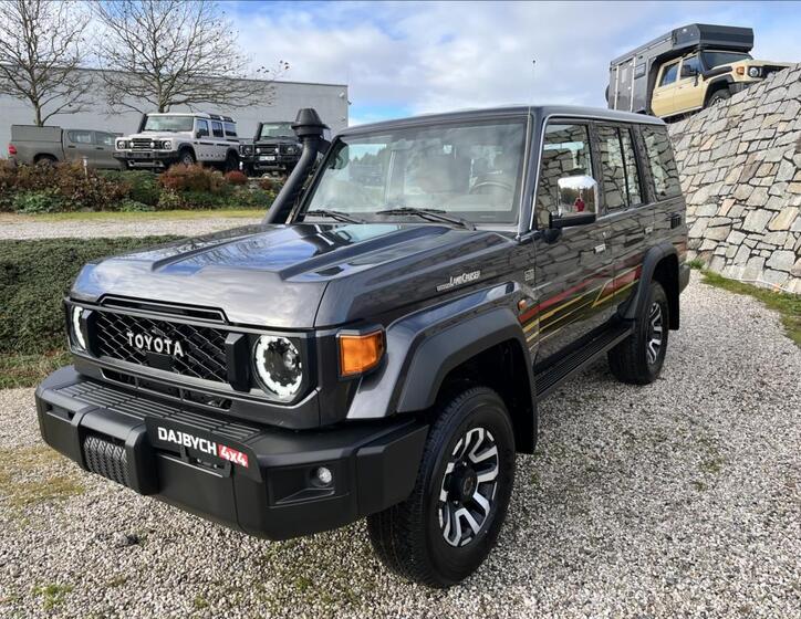 Toyota Land Cruiser 3