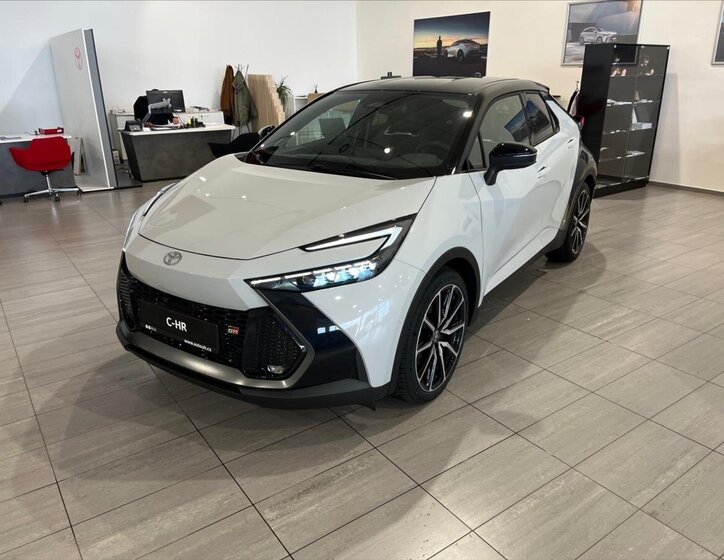 Toyota C-HR SUV 2,0 l 144 kw