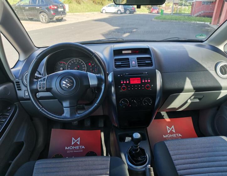Suzuki SX4 12