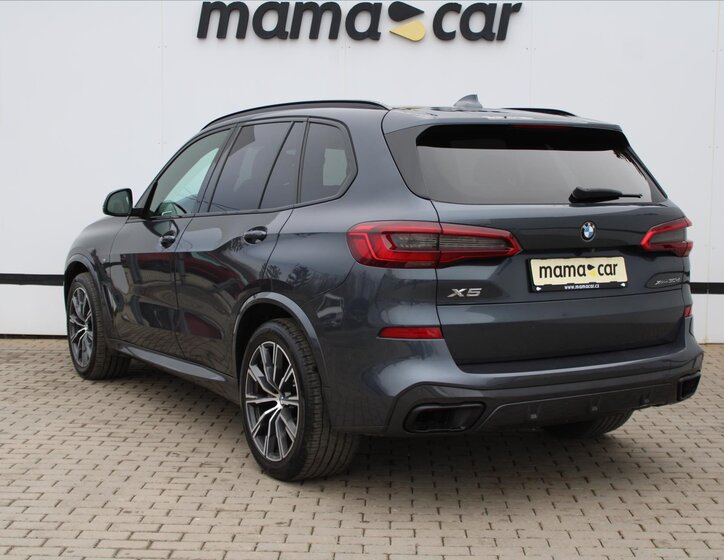 BMW X5 SUV 3,0 l 195 kw