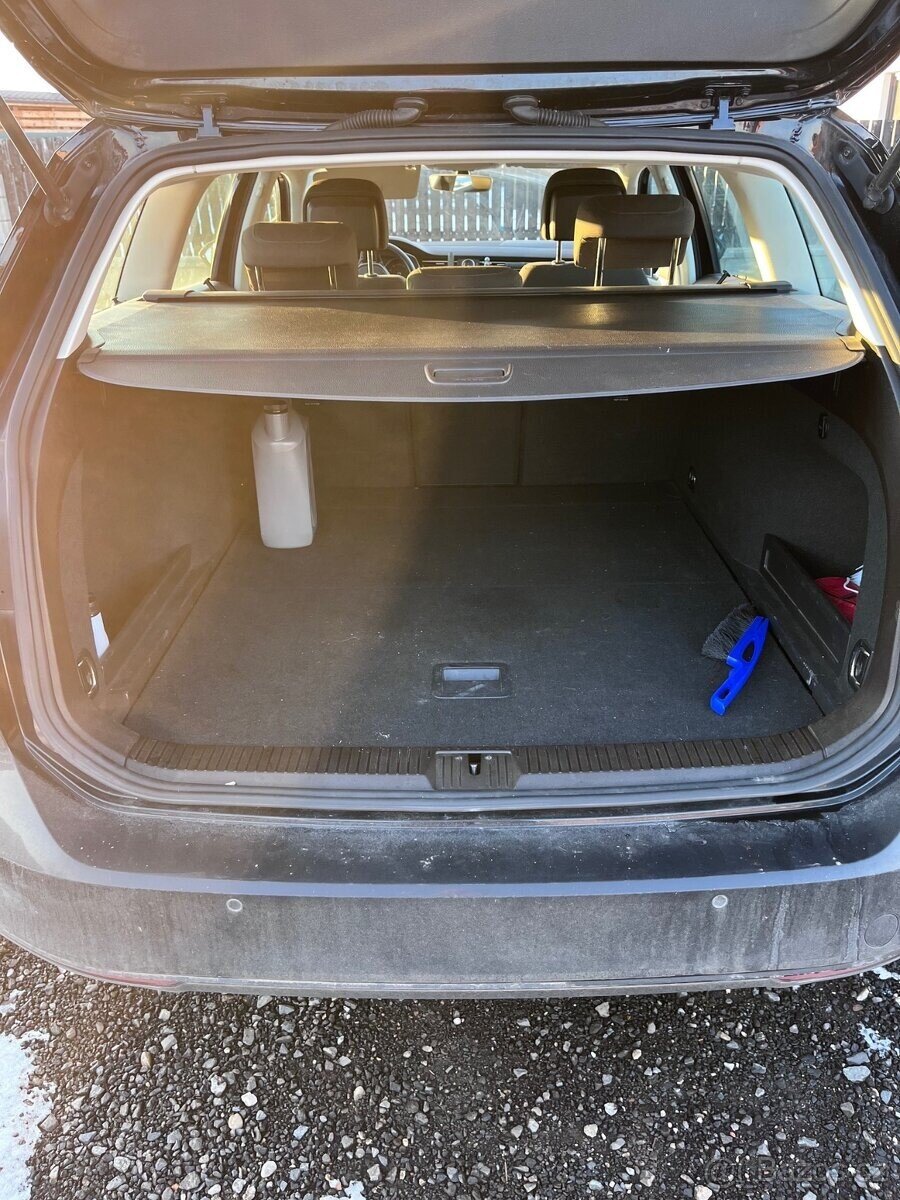 Volkswagen Passat Kombi 0,0 110 kw