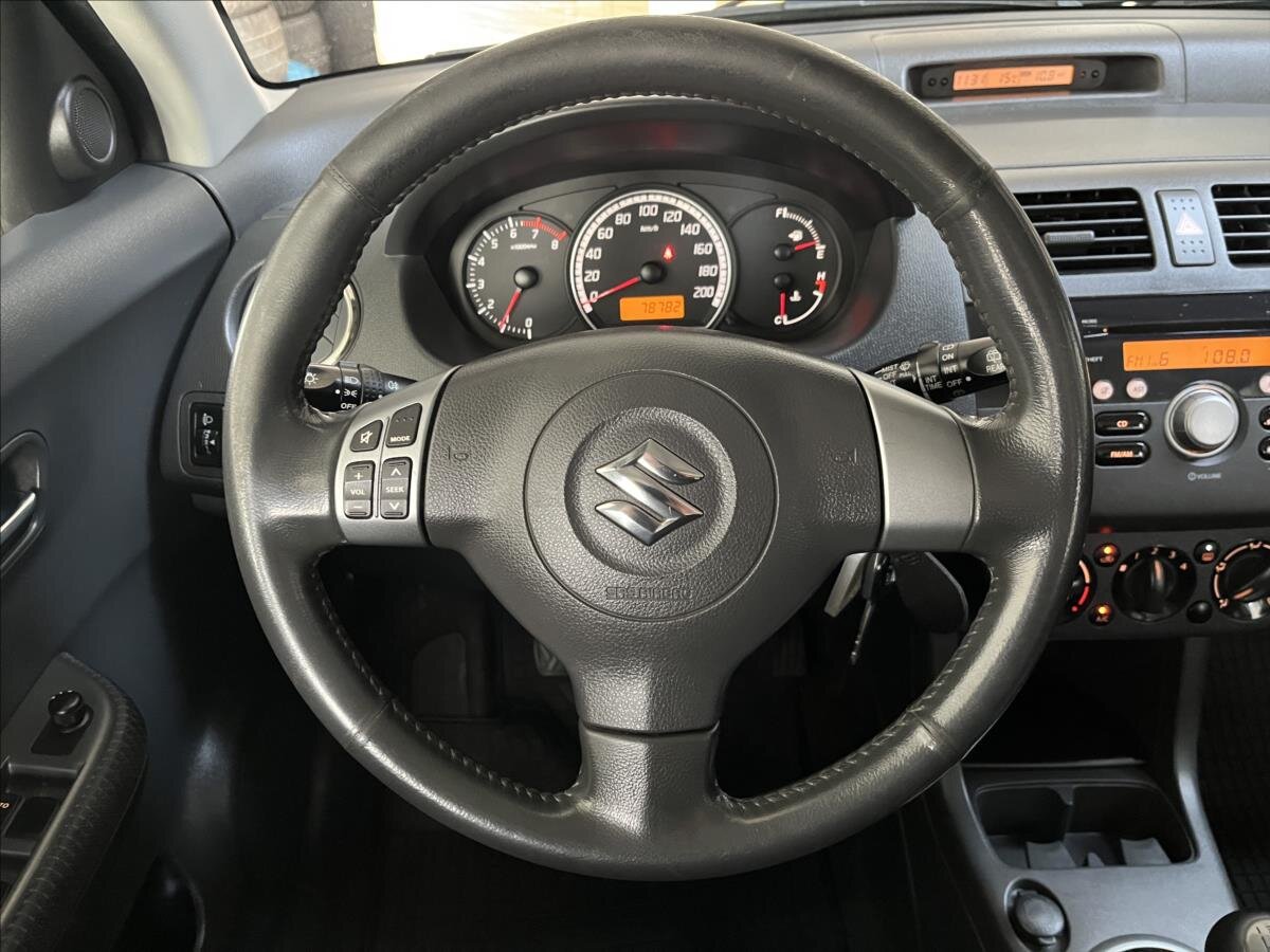 Suzuki Swift Hatchback 1,3 l 68 kw