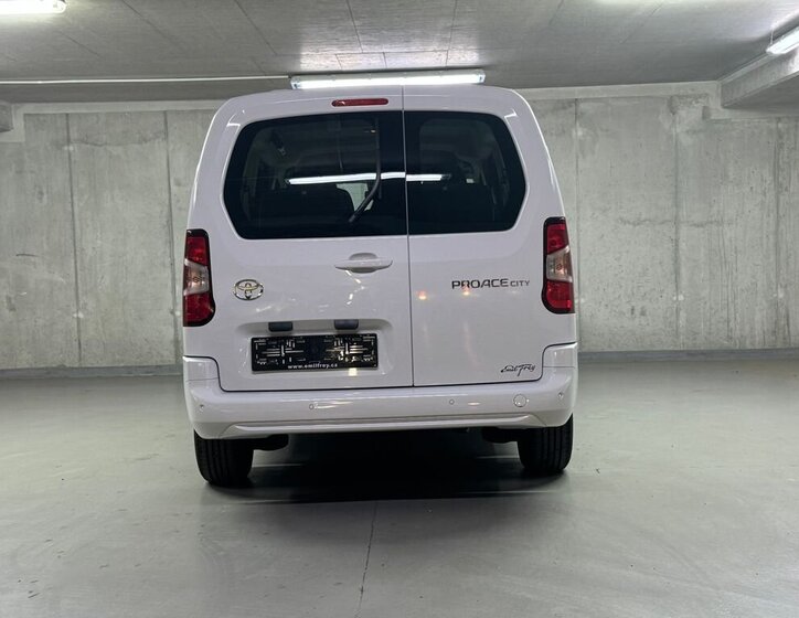 Toyota ProAce City Verso 6