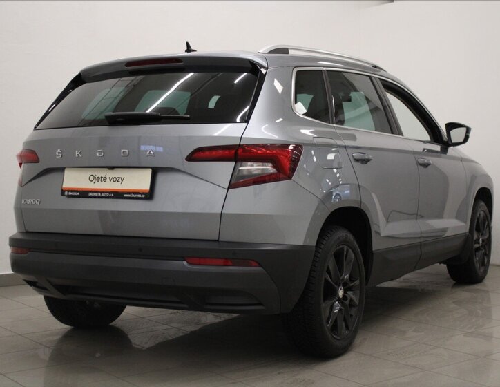 Škoda Karoq SUV 1,5 l 110 kw