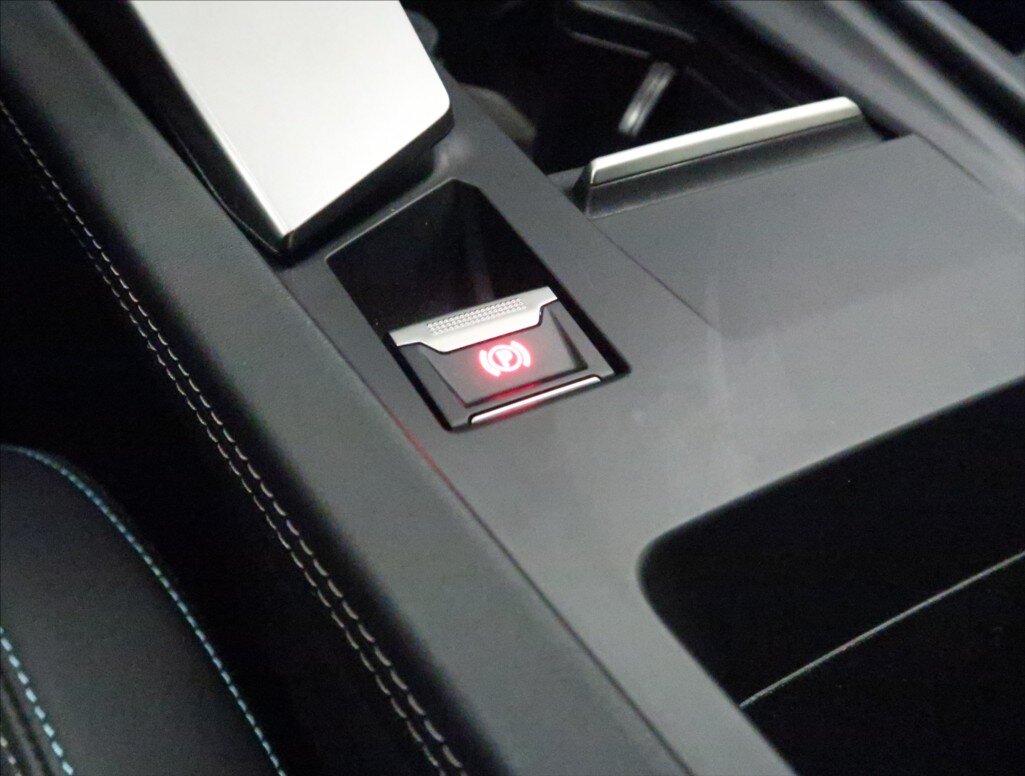 Peugeot 308 Kombi 1,5 l 96 kw