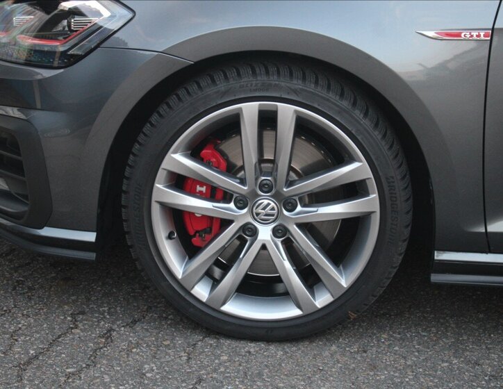 Volkswagen Golf Hatchback 2,0 l 180 kw