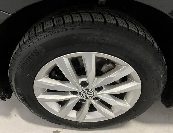 Volkswagen Touran MPV 1,6 l 81 kw