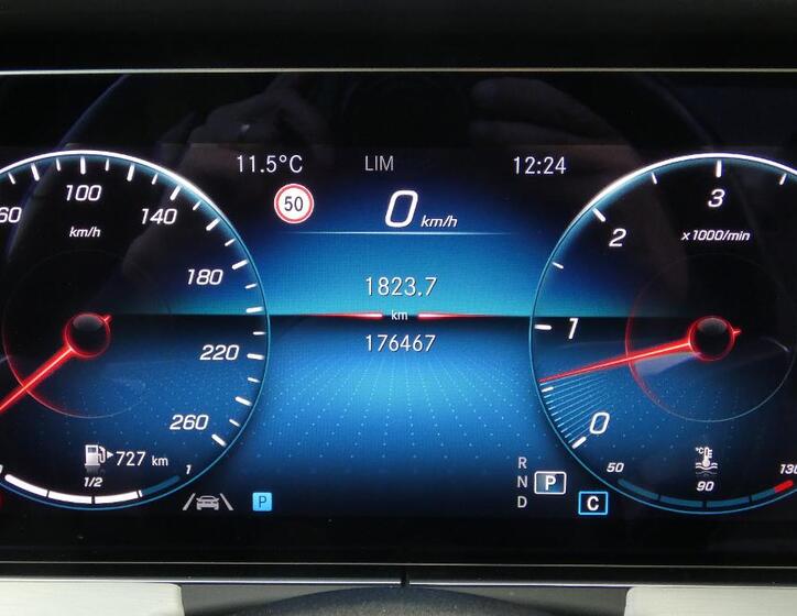 Mercedes-Benz Třídy E 13