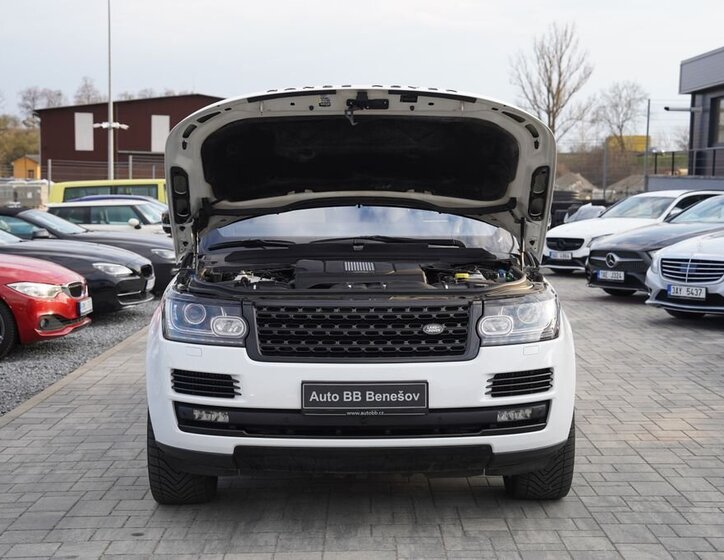 Land Rover Range Rover SUV / Terénní 4,4 l 250 kw