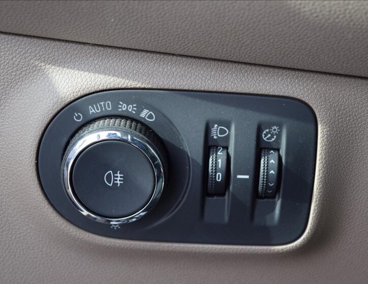 Opel Adam Hatchback 1,2 l 51 kw