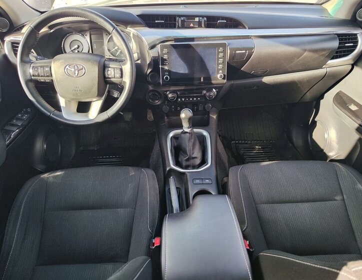Toyota Hilux Pick-up 2,8 l 150 kw