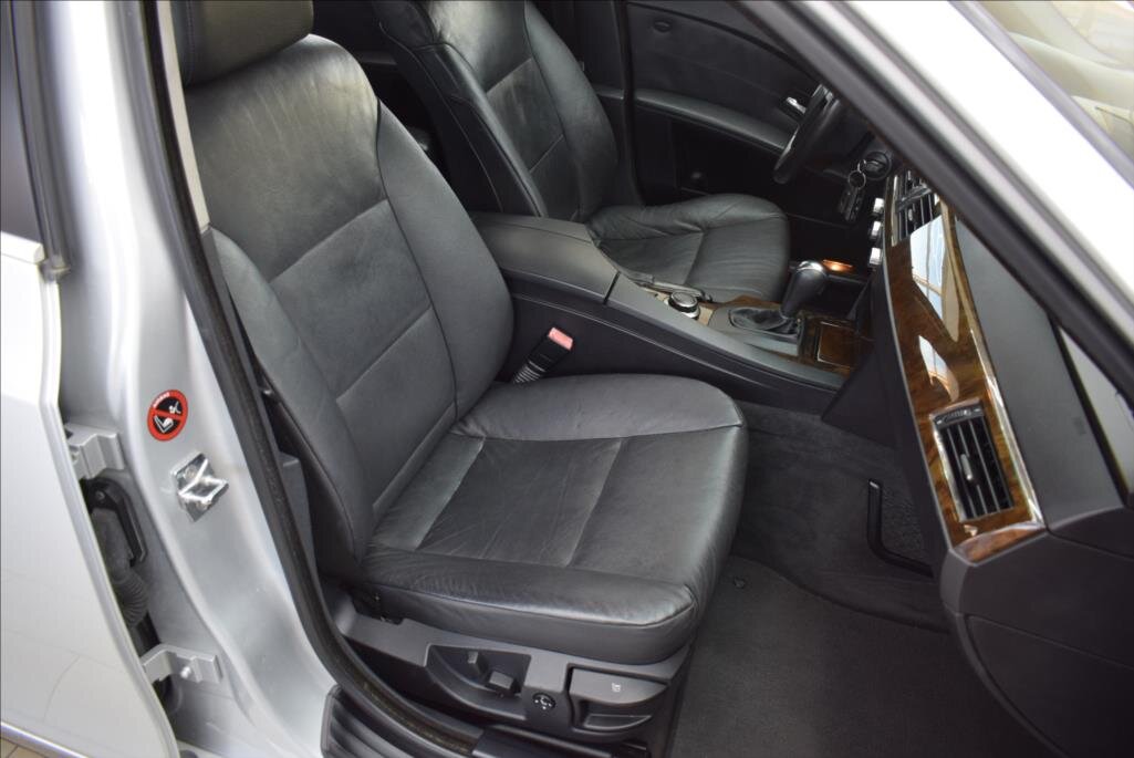 BMW Řada 5 Kombi 3,0 l 170 kw