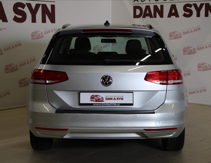 Volkswagen Passat Kombi 2,0 l 110 kw