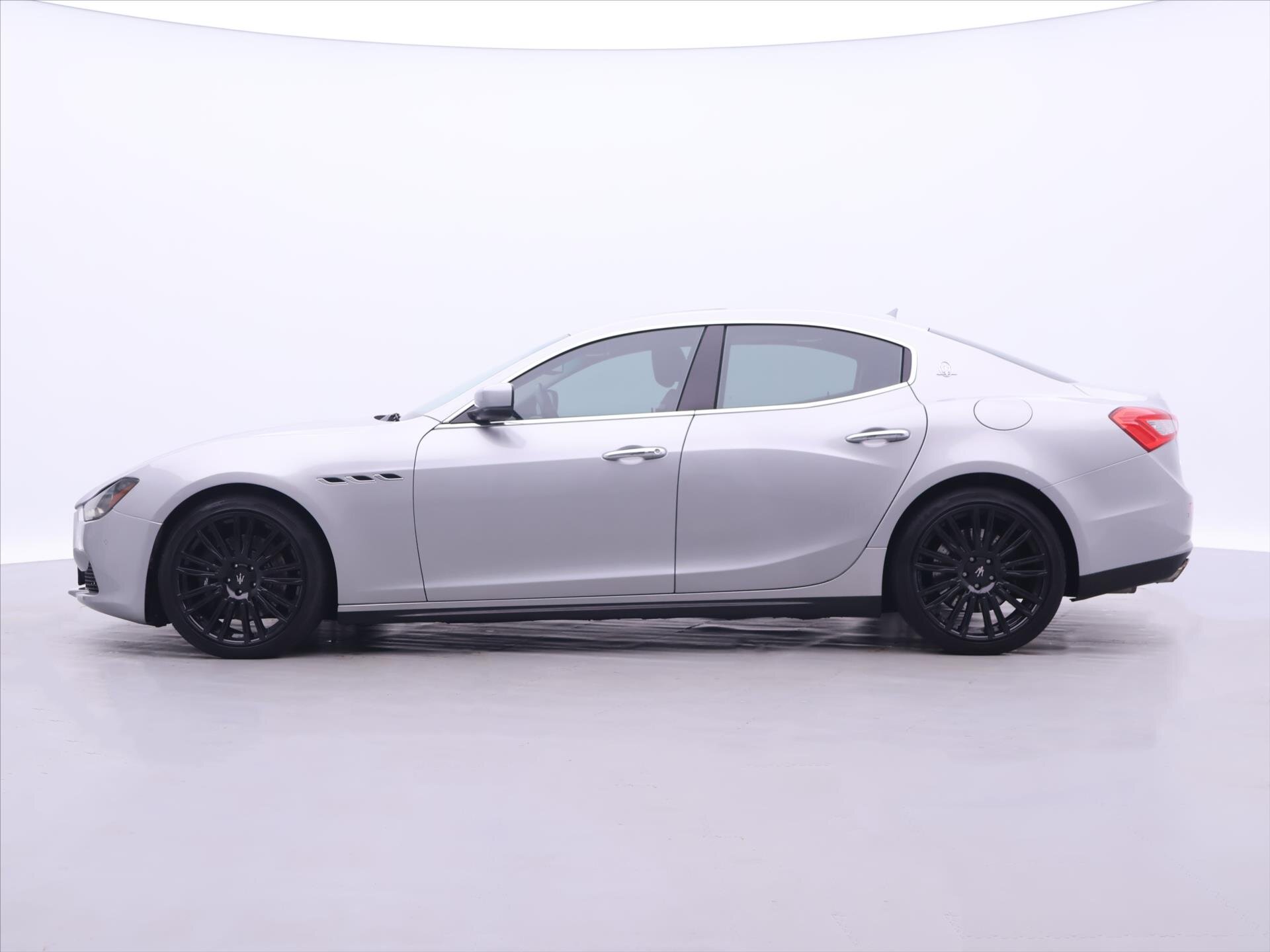 Maserati Ghibli Sedan 3,0 l 302 kw