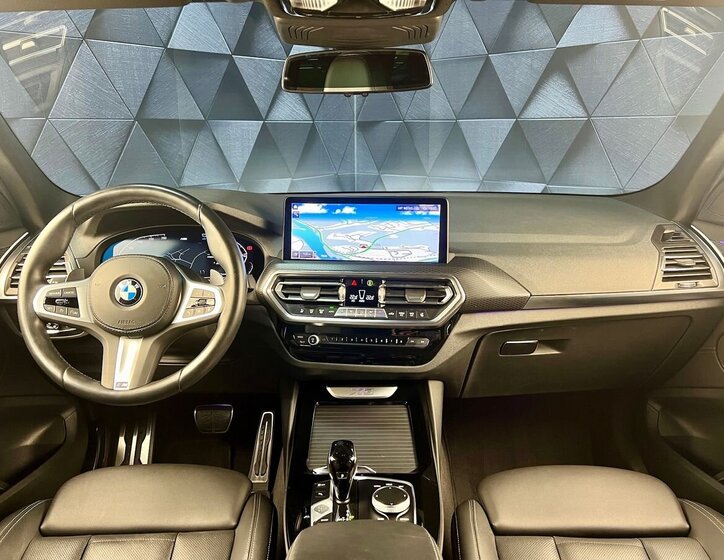 BMW X3 SUV / Terénní 2,0 l 140 kw