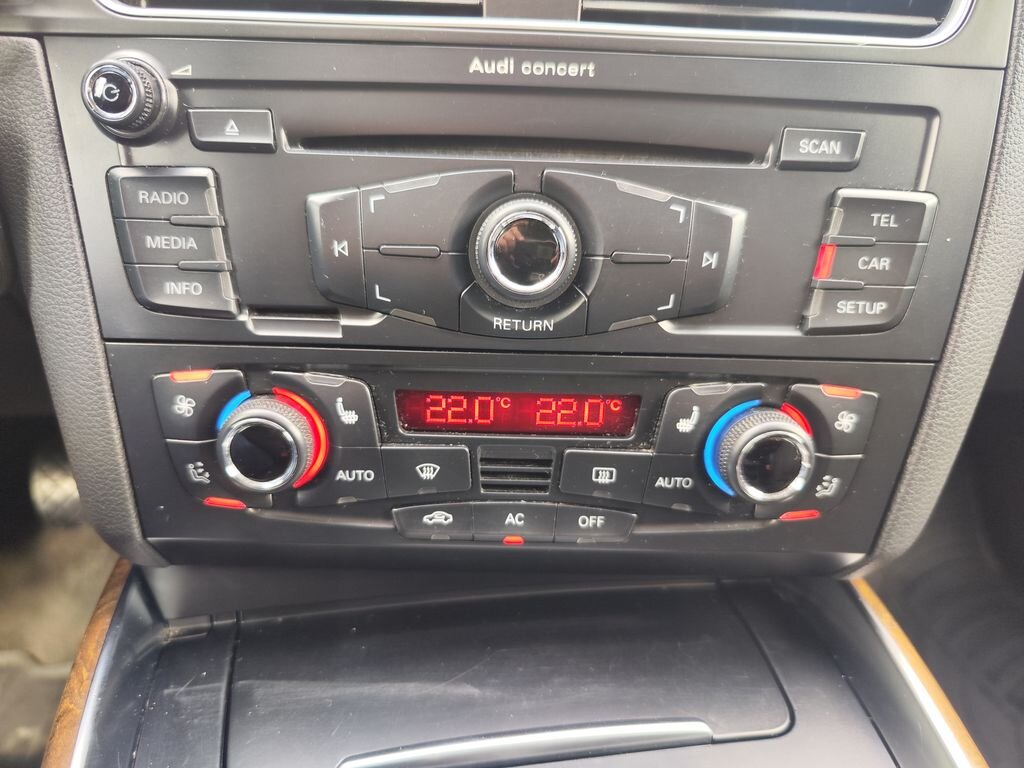 Audi Q5 SUV / Terénní 2,0 l 155 kw