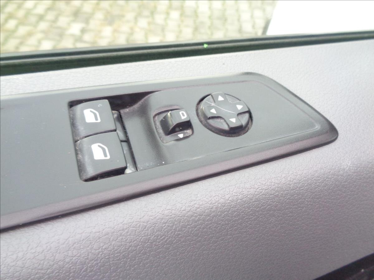 Peugeot Expert Ostatní 2,0 l 90 kw