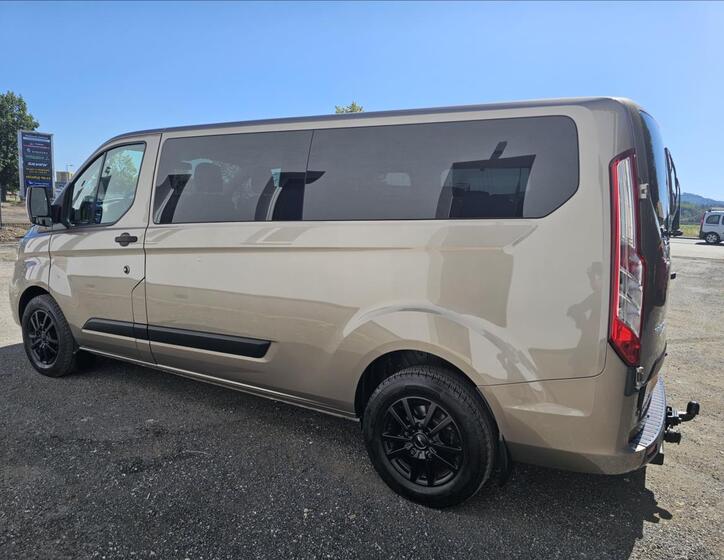 Ford Transit Custom 9