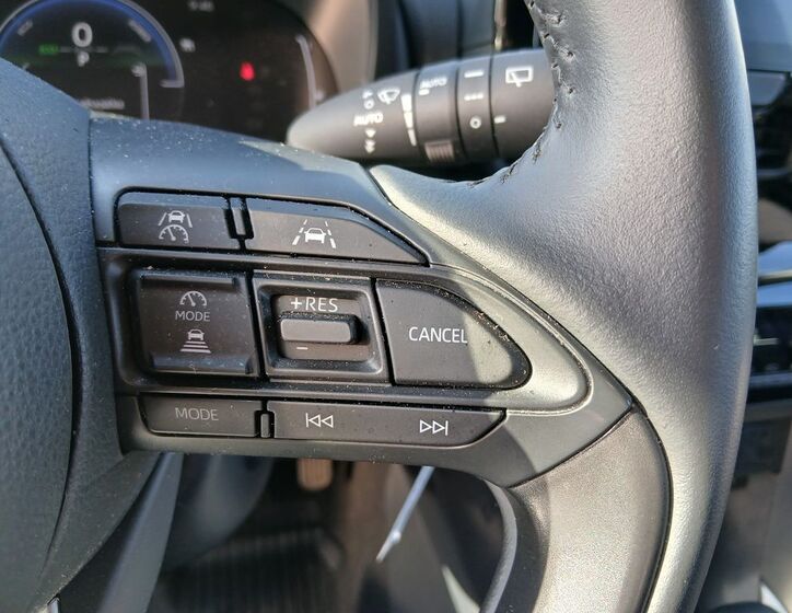 Toyota Yaris Cross 20