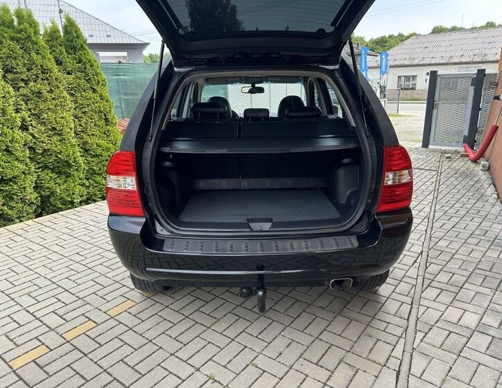 KIA Sportage SUV / Terénní 2,0 l 104 kw