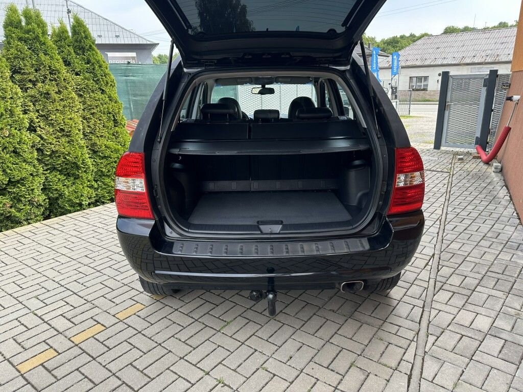 KIA Sportage SUV / Terénní 2,0 l 104 kw