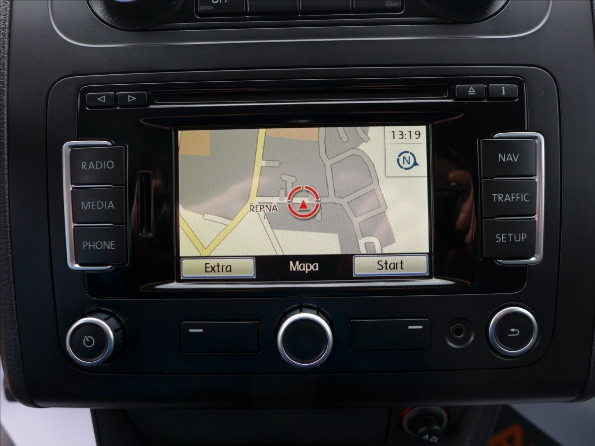 Volkswagen Touran Kombi 1,4 l 103 kw